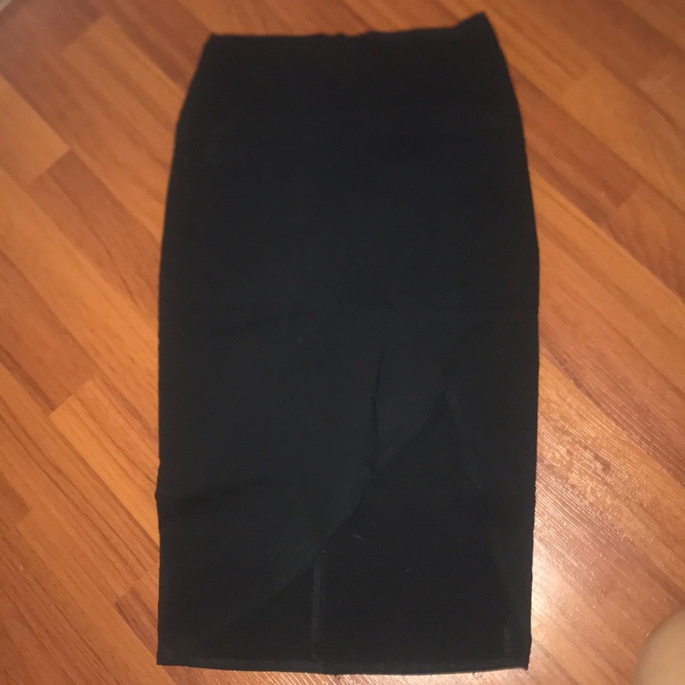 TOBI black high waisted skirt with slit
